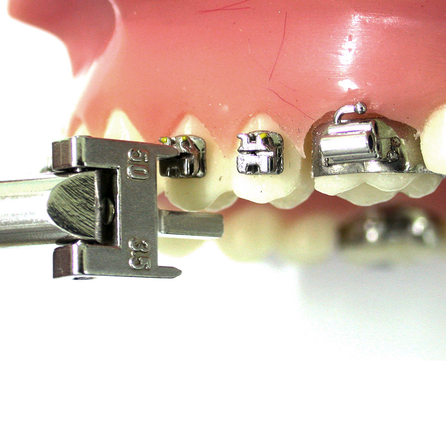 Brackets 9